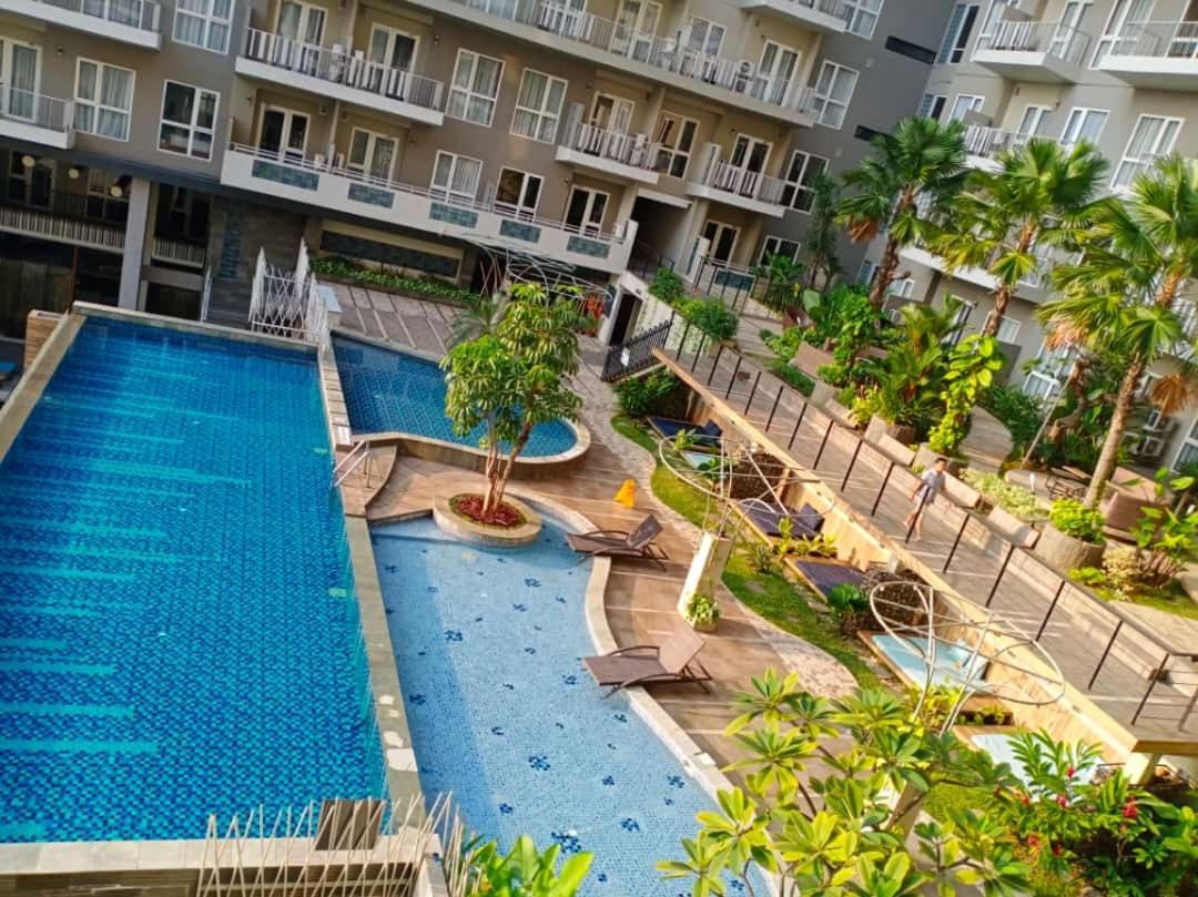 Graha Makara Suite Hotel & Residence Cikarang Extérieur photo