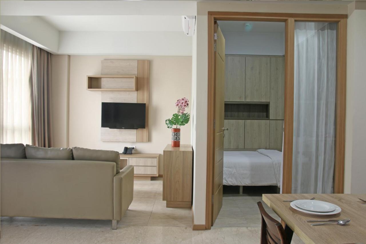 Graha Makara Suite Hotel & Residence Cikarang Extérieur photo