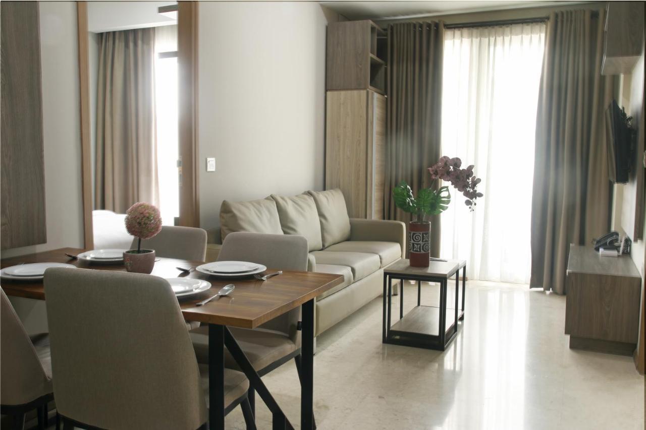 Graha Makara Suite Hotel & Residence Cikarang Extérieur photo