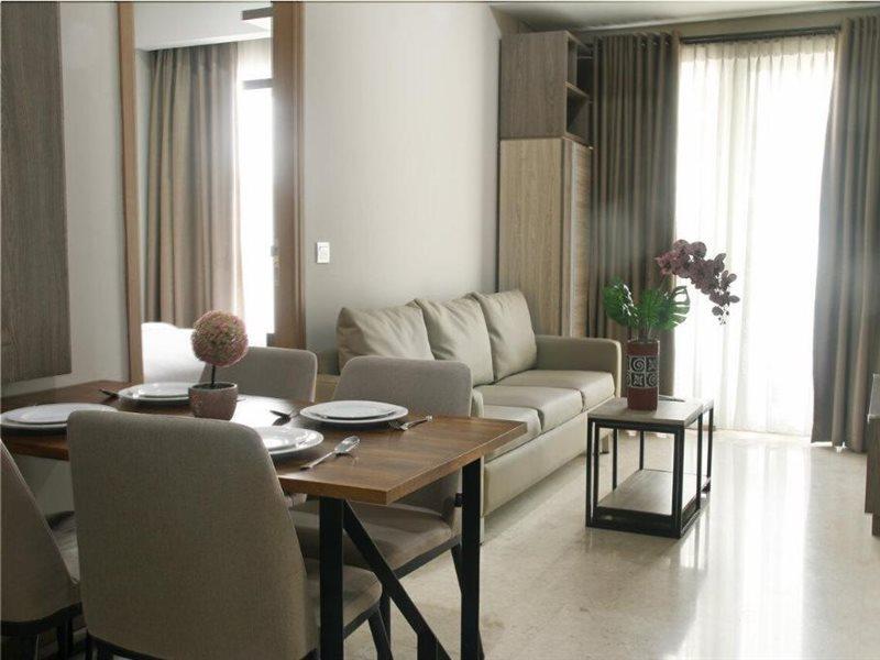 Graha Makara Suite Hotel & Residence Cikarang Extérieur photo
